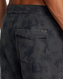 RVCA CHEFS KISS 16
