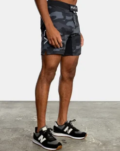 RVCA FIGHT 15