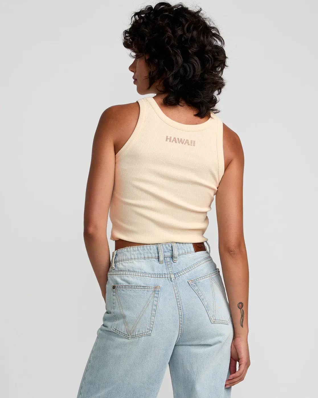 RVCA ISLAND LEI CROPPED TANK TOP Latte Online
