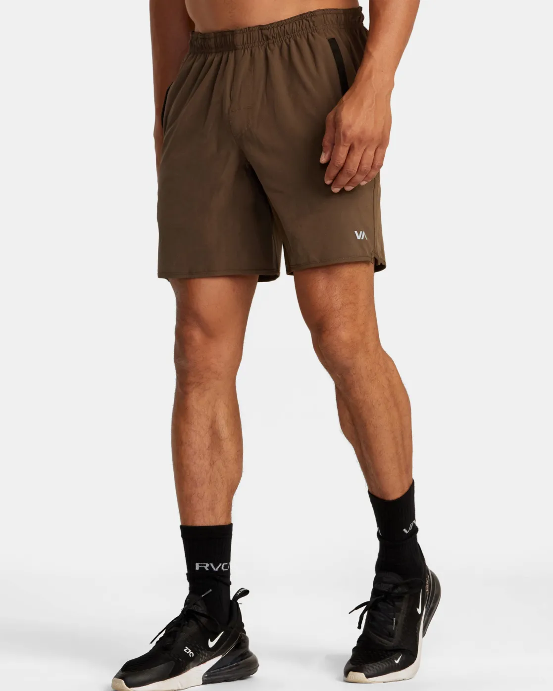 RVCA YOGGER STRETCH 17" ATHLETIC SHORTS Mocha