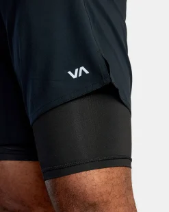 RVCA YOGGER TRAIN 2-IN-1 17